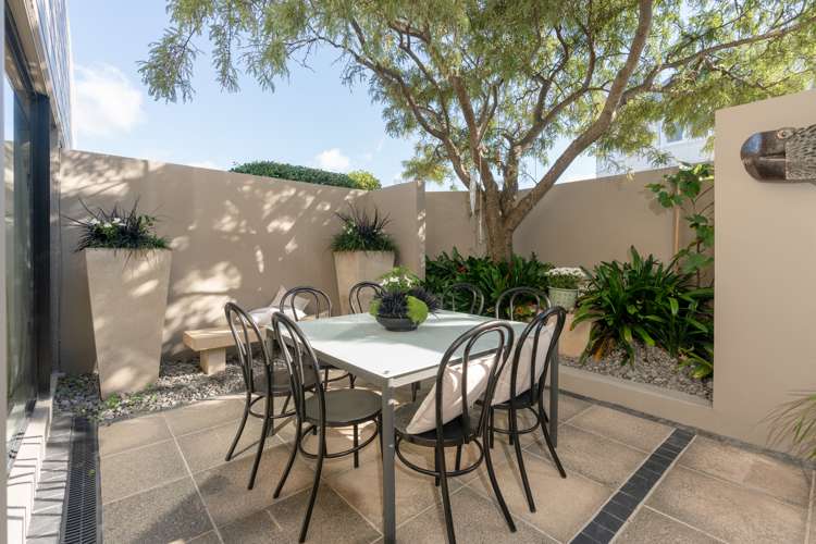 3/32 Hobson Street Thorndon_16