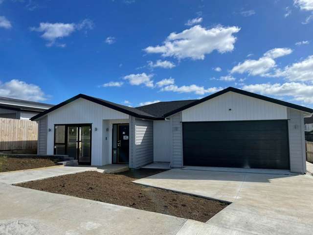 45 Surf View Crescent Red Beach_1