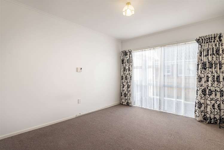 17 Brewster Avenue Morningside_13