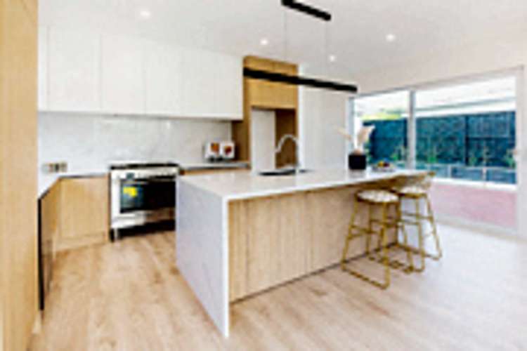 75 Parish Drive_4