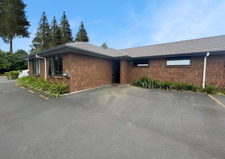 2/108 Old Farm Road 1076_19