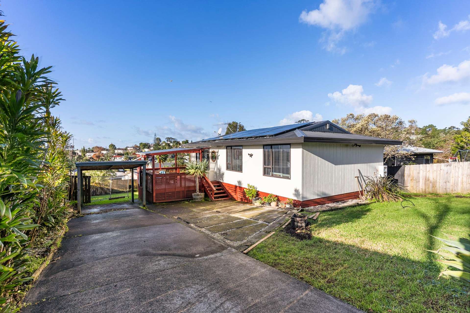 211 Glengarry Road Glen Eden_0