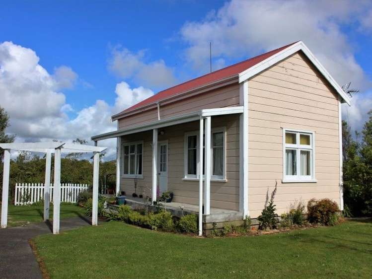 1245 Upland Road Egmont Village_54