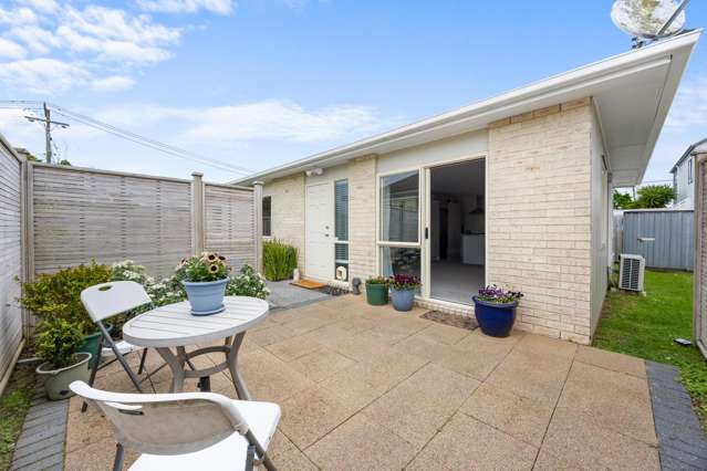 Smart Buying - Solid, Sunny & Move-In Ready!