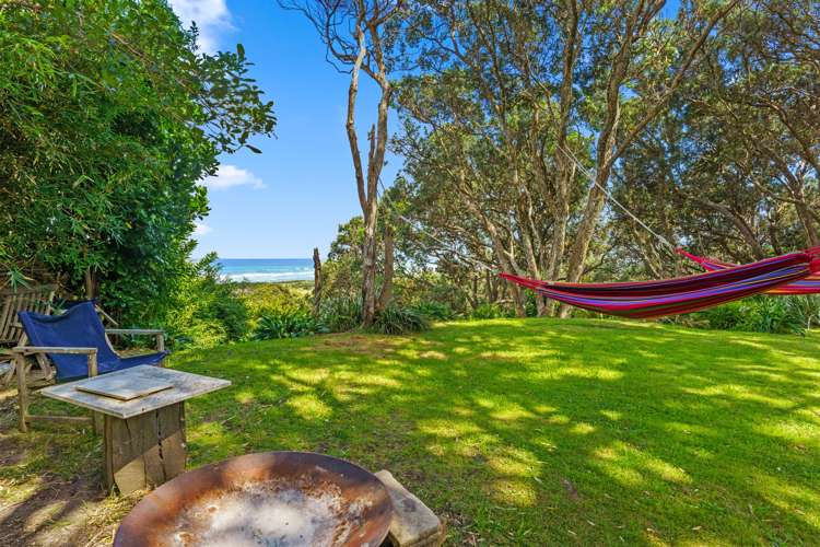 296 Motutara Road Muriwai_15