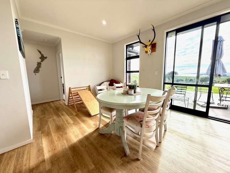 669A Te Hutewai Road Raglan_11