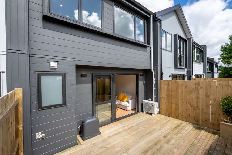 7/14 Aplin Place Birkdale_16