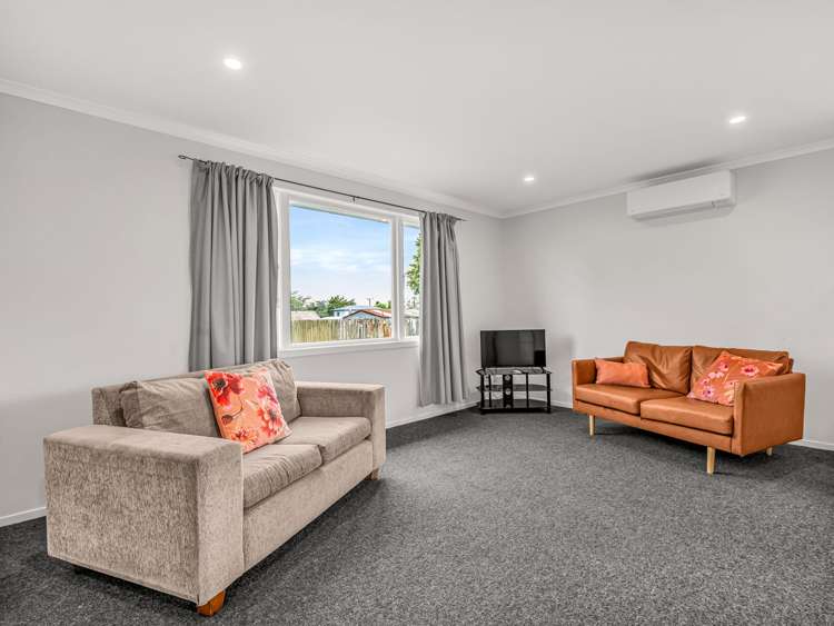 22 Sunrise Avenue Owhata_9