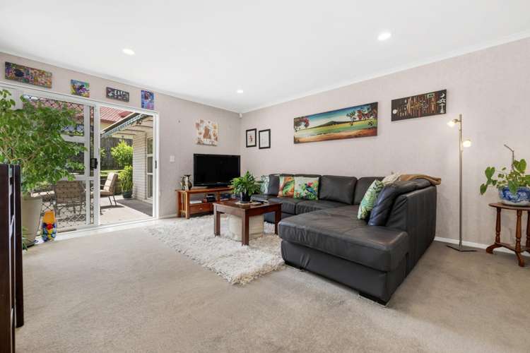 6 Bampton Rise Northpark_18