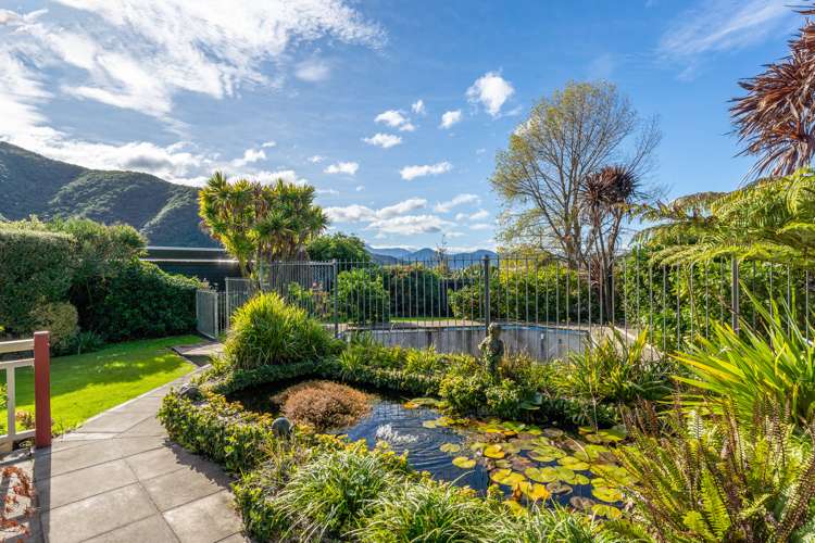 1 Beach Road Waikawa_8