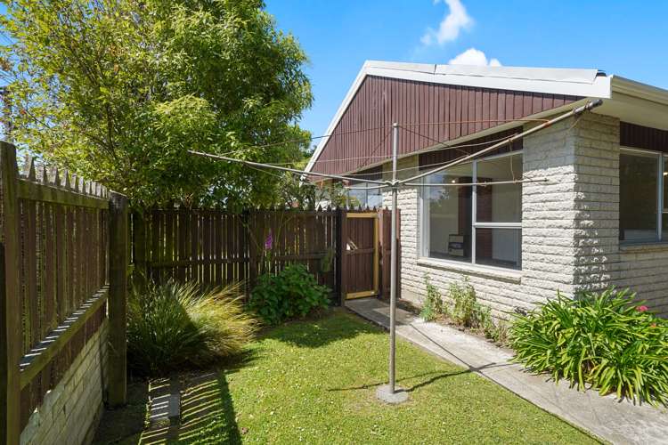 1/10 Cardiff Avenue Somerfield_18