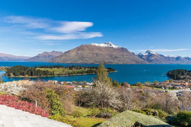 23 Edinburgh Drive Queenstown_7