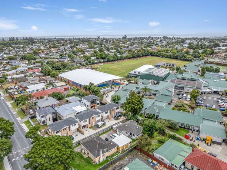 56 McKean Avenue Manurewa_6