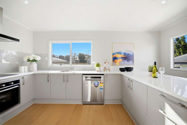 12 Quincey Place Massey_15
