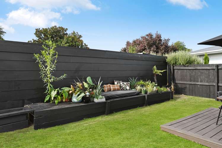 71B Campbell Street Leamington_14