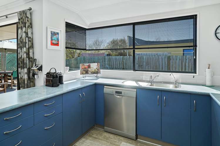 328 Suffolk Road Stoke_11