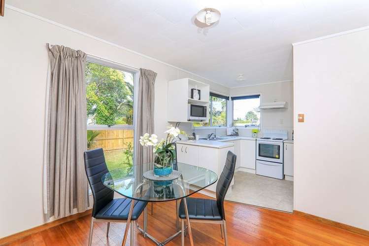 35 Beach Road Te Atatu Peninsula_6