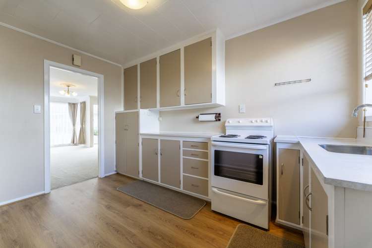 2/16 Douglas Street Highfield_2