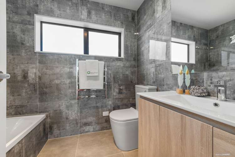 3/26 Long Bay Drive Torbay_9