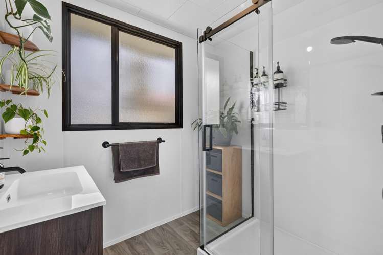 4 Sequoia Place Pukete_10