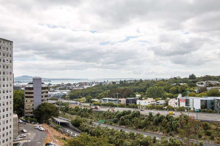 602/18 Saint Martins Lane Grafton_10