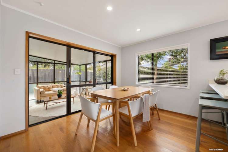 10 Tui Street Point Chevalier_10