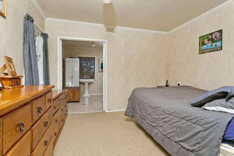 27 Wairau Road Forrest Hill_23