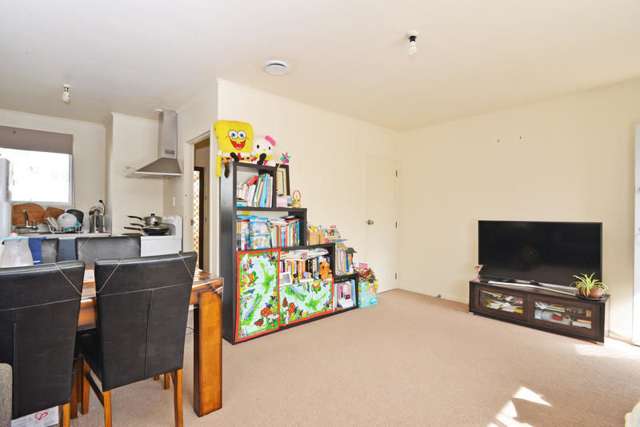 2/10 Mayville Avenue New Lynn_2