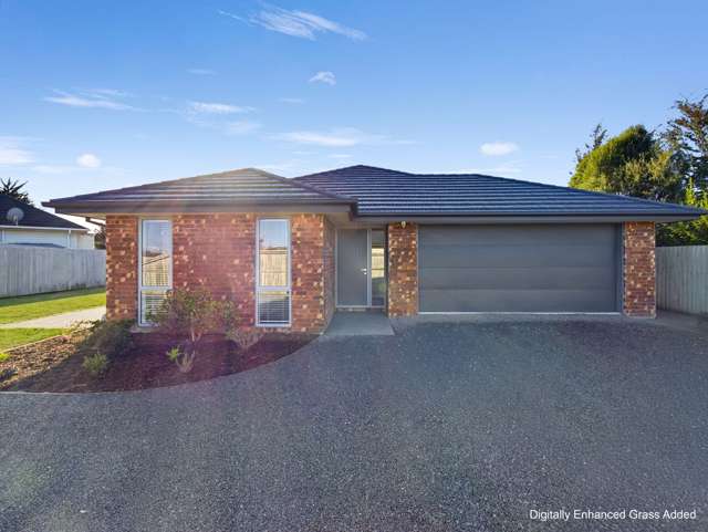 Generous Family Living in Darfield