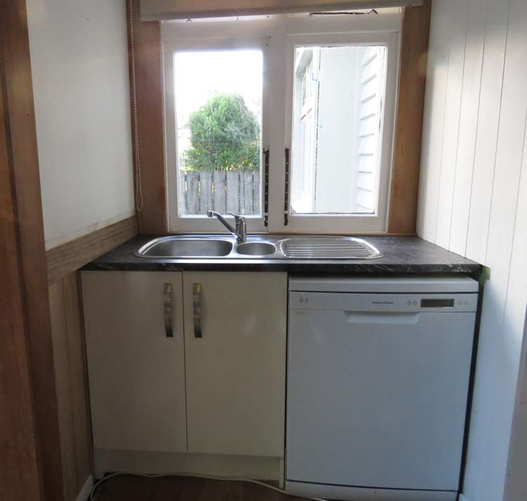 46 Dick Street Reefton_9