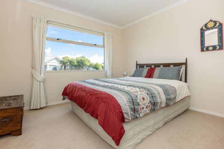 5 Ellerslie Place Taradale_11