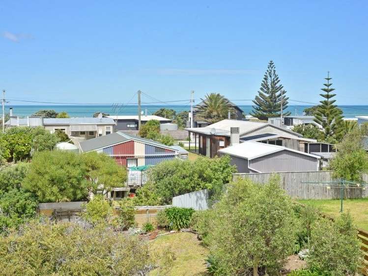 59 Pinedale Crescent Riversdale Beach_15