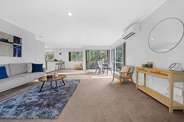 2/105 Carnoustie Drive Wattle Downs_3