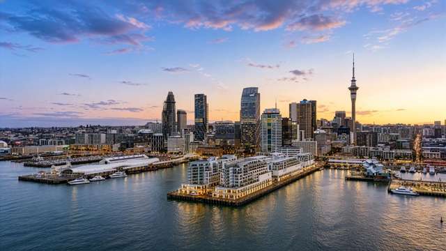 Absolute waterfront. Exceptional scale.