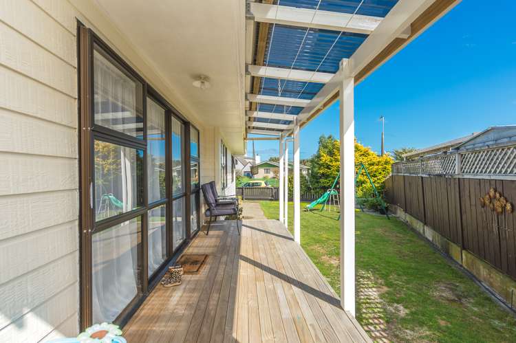 22 Lindsey Crescent Springvale_16