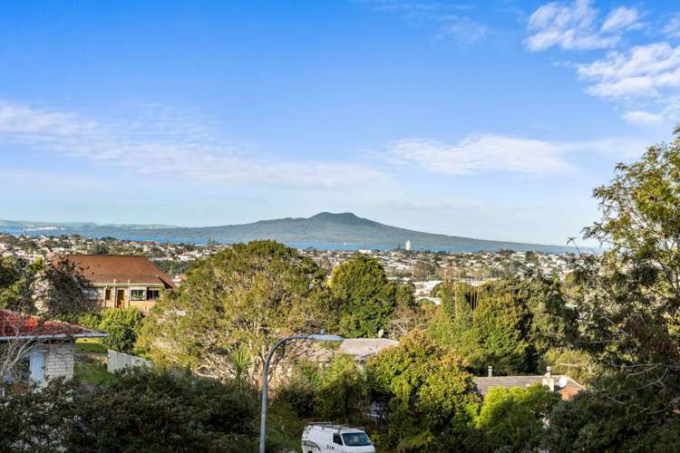 15 Girrahween Drive Totara Vale_1