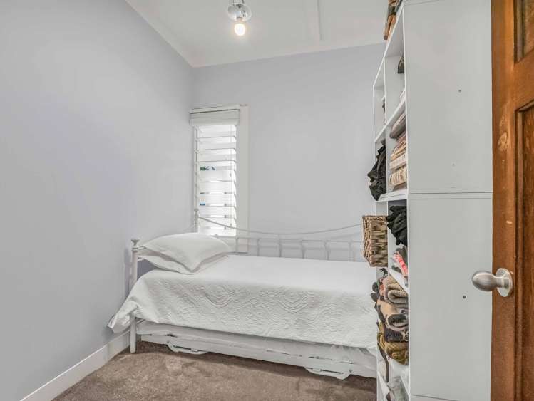 19 Ennismore Road Mount Albert_17