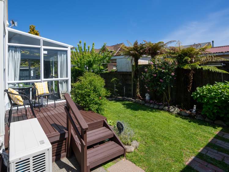 2/58 Miro Street Trentham_12