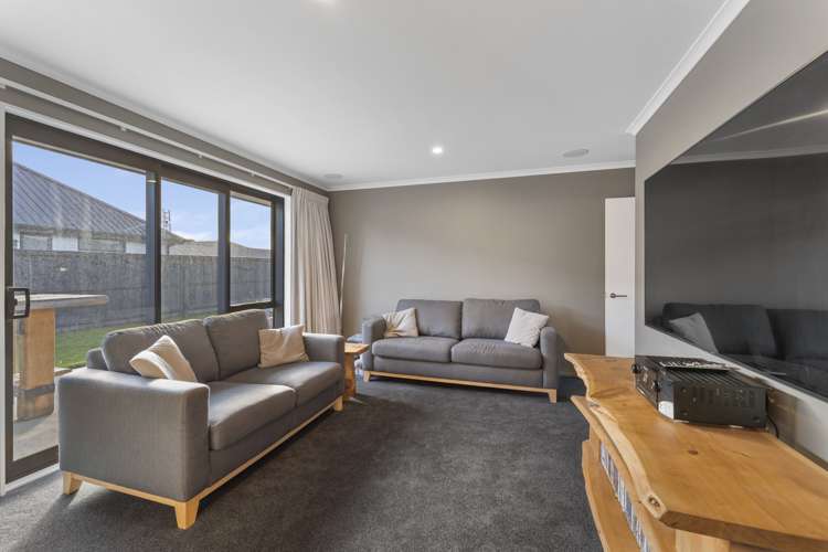 16 Verdeco Boulevard Lincoln_8