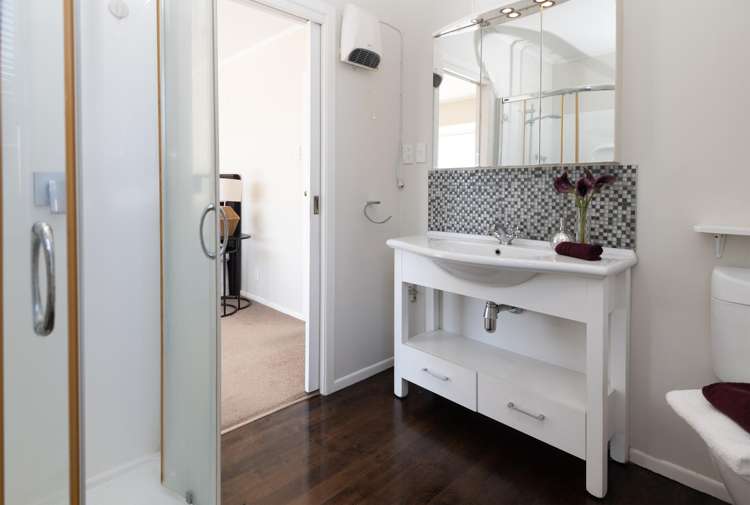 40 Evelyn Road Cockle Bay_13