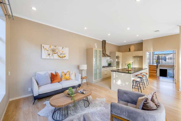 8 Kaitune Drive Flat Bush_7