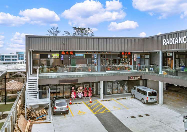 4/8 Oracle Drive Albany_3