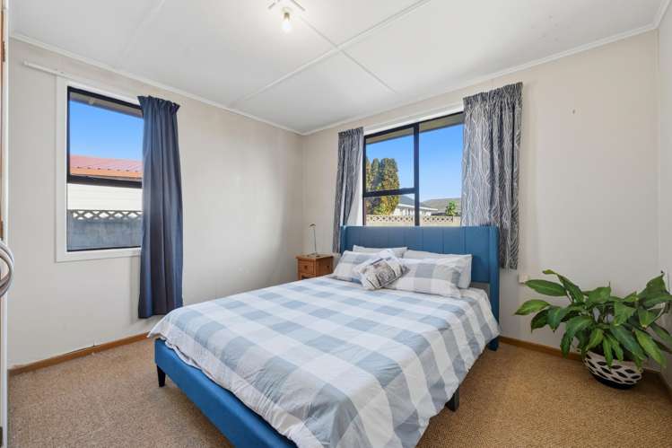 6 Rothesay Place Rockdale_13