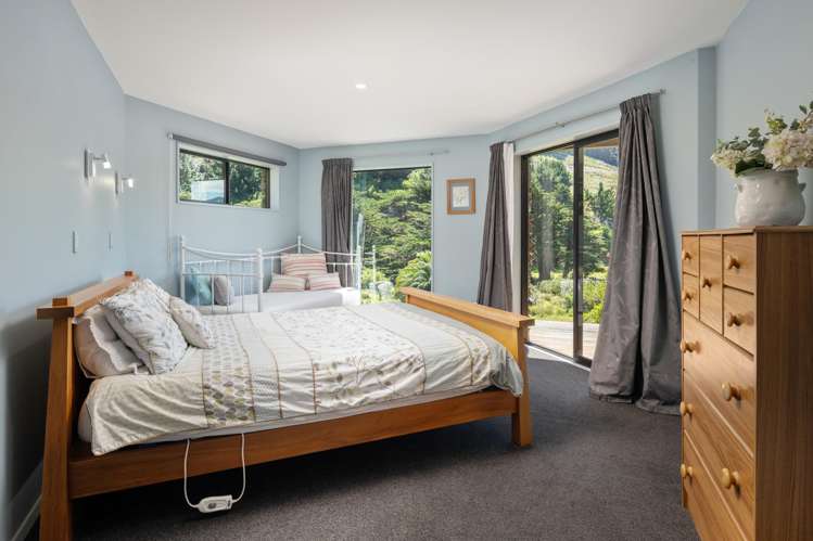 528 Oyster Bay Marlborough Sounds_15