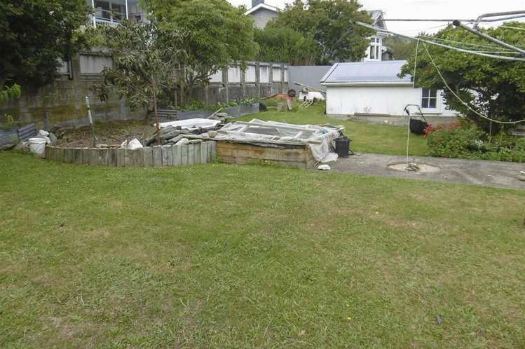 86 Waikawa Road Picton_13