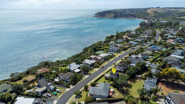69 Pacific Parade Army Bay_3