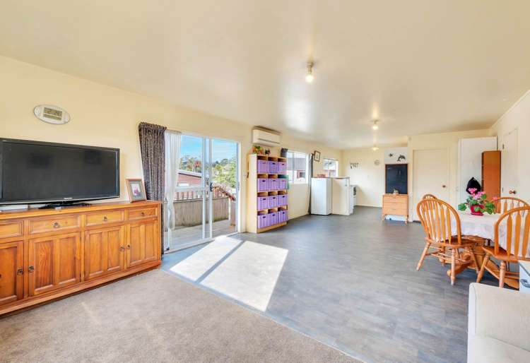 12 Meadowvale Rise Titirangi_4