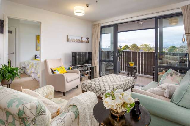 204/104 Edinburgh Street Pukekohe_1