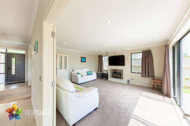 15 Sedgley Grove Churton Park_4