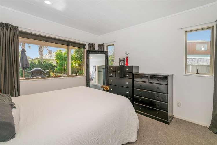 12 Pipi Dune Whitianga_18